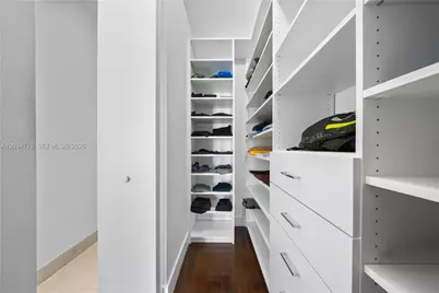 9830 NW 74th Ter, Doral, FL 33178 - Photo 16