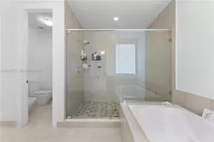 9830 NW 74th Terrace, Doral, FL 33178 - Photo 14