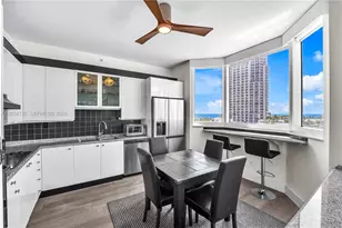 300 South Pointe Dr, Miami Beach, FL 33139 - Photo 10