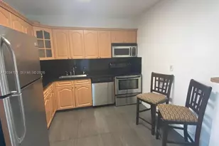 2450 NE 135th St, North Miami, FL 33181 - Photo 10