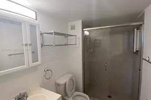 2450 NE 135th St, North Miami, FL 33181 - Photo 16