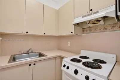 3409 S Le Jeune Rd #2, Coral Gables, FL 33134 - Photo 10