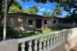 4427 SW 16th St, Miami, FL 33134 - Photo 2