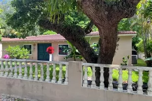 4427 SW 16th St, Miami, FL 33134 - Photo 18