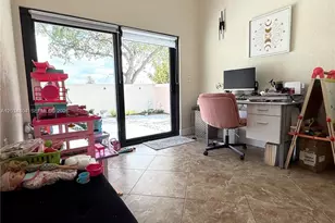 8731 NW 153rd Terrace, Miami Lakes, FL 33018 - Photo 22