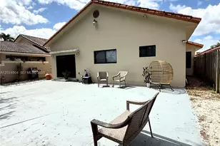 8731 NW 153rd Terrace, Miami Lakes, FL 33018 - Photo 24