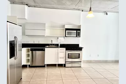 690 SW 1st Ct #1026, Miami, FL 33130 - Photo 2