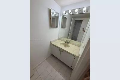 200 S Waterway Dr S #107, Lantana, FL 33462 - Photo 14