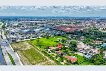 9810 NW 137th St, Hialeah Gardens, FL 33018 - Photo 102