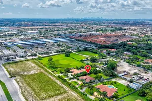 9810 NW 137th St, Hialeah Gardens, FL 33018 - Photo 102
