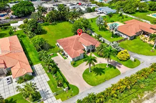 9810 NW 137th St, Hialeah Gardens, FL 33018 - Photo 110