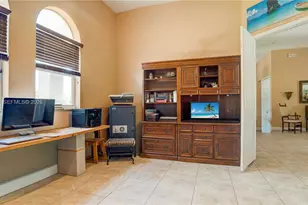 9810 NW 137th St, Hialeah Gardens, FL 33018 - Photo 80