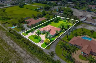 9810 NW 137th St, Hialeah Gardens, FL 33018 - Photo 106