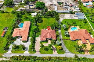 9810 NW 137th St, Hialeah Gardens, FL 33018 - Photo 84