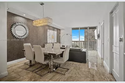 485 Brickell Ave #2009, Miami, FL 33131 - Photo 4