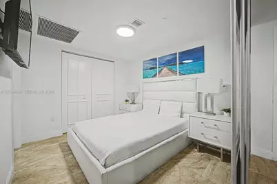 485 Brickell Ave #2009, Miami, FL 33131 - Photo 8