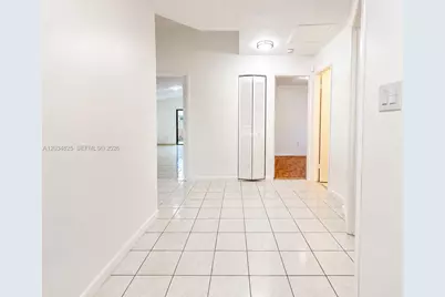 2485 W 70th Pl, Hialeah, FL 33016 - Photo 2