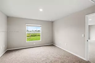 9045 Maywood Cir, Labelle, FL 33935 - Photo 12