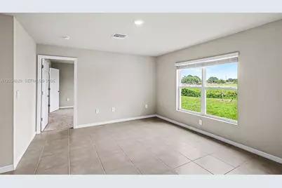 9045 Maywood Cir, Labelle, FL 33935 - Photo 14
