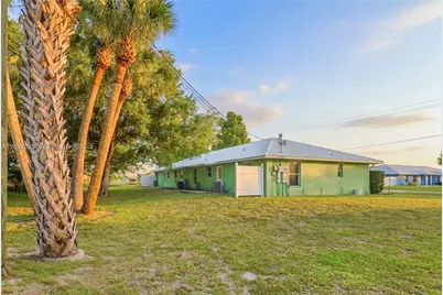 810 SW 2nd St, Okeechobee, FL 34974 - Photo 4