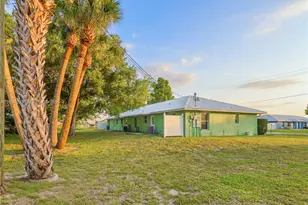 810 SW 2nd St, Okeechobee, FL 34974 - Photo 4