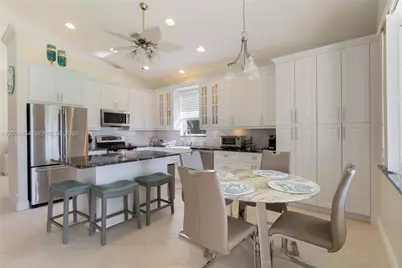 2675 Clipper Cir, West Palm Beach, FL 33411 - Photo 6
