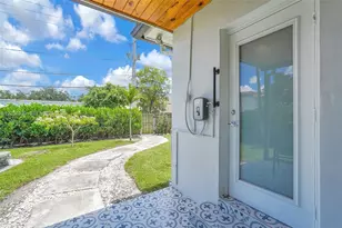 240 Nahkoda Dr, Miami Springs, FL 33166 - Photo 46
