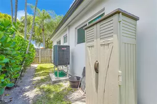 240 Nahkoda Dr, Miami Springs, FL 33166 - Photo 50