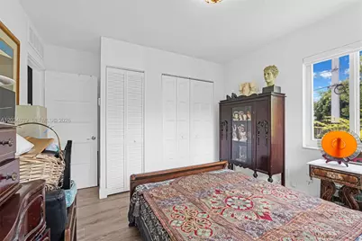 240 Nahkoda Dr, Miami Springs, FL 33166 - Photo 24