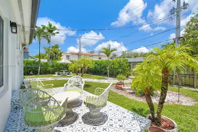 240 Nahkoda Dr, Miami Springs, FL 33166 - Photo 52