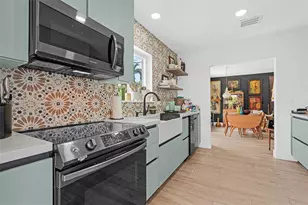 240 Nahkoda Dr, Miami Springs, FL 33166 - Photo 32