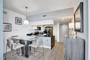 1750 N Bayshore Dr, Miami, FL 33132 - Photo 4