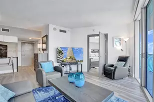 1750 N Bayshore Dr, Miami, FL 33132 - Photo 26