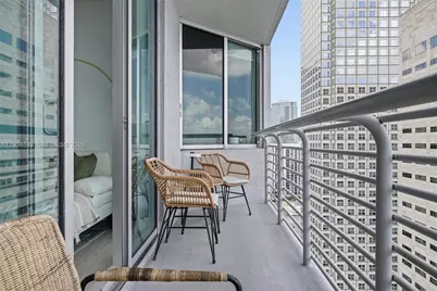 325 S Biscayne Blvd #4022, Miami, FL 33131 - Photo 4