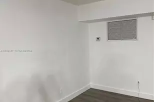 2201 Brickell Ave, Miami, FL 33129 - Photo 12