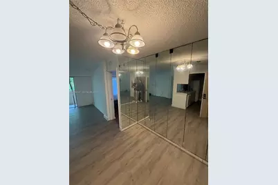 2201 Brickell Ave #67C, Miami, FL 33129 - Photo 1
