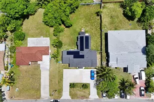 420 NW 145th St, Miami, FL 33168 - Photo 40