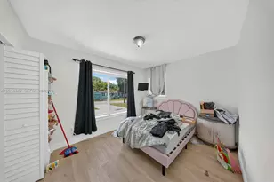 420 NW 145th St, Miami, FL 33168 - Photo 28