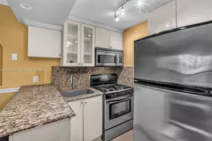 3245 Virginia St, Miami, FL 33133 - Photo 8