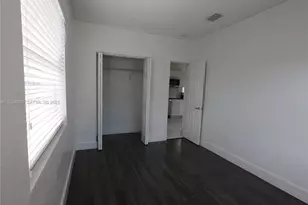 2272 NW 2nd St, Miami, FL 33125 - Photo 8