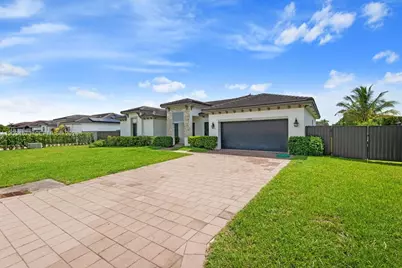 21483 SW 132nd Pl, Miami, FL 33177 - Photo 2