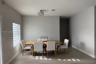 21483 SW 132nd Pl, Miami, FL 33177 - Photo 2
