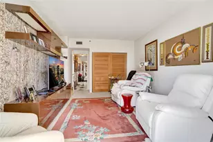 20281 E Country Club Dr, Aventura, FL 33180 - Photo 10
