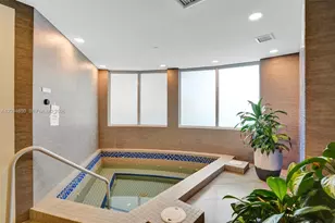 20281 E Country Club Dr, Aventura, FL 33180 - Photo 24