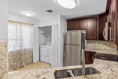 1125 SW 44th Ave, Deerfield Beach, FL 33442 - Photo 14