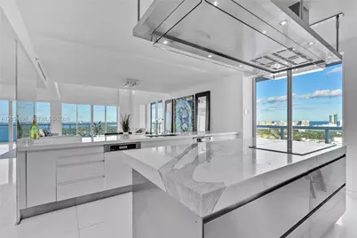 10 Venetian Way #PH04, Miami Beach, FL 33139 - Photo 8