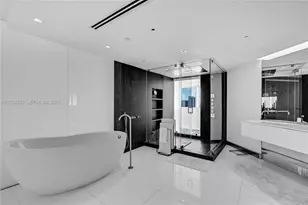 10 Venetian Way, Miami Beach, FL 33139 - Photo 22