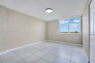 9001 SW 77th Ave, Miami, FL 33156 - Photo 8