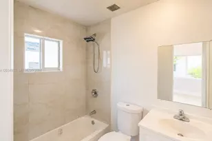 10595 SW 171st St, Miami, FL 33157 - Photo 6