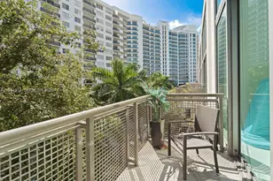 6000 Collins Ave, Miami Beach, FL 33140 - Photo 4